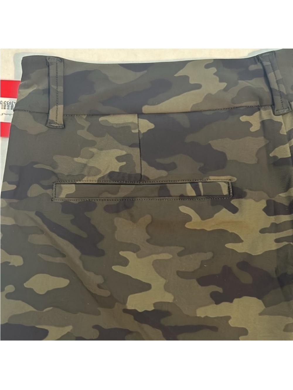Spanx Small Shorts Sunshine Shorts 4” in Green Camo NWT - Picture 10 of 13